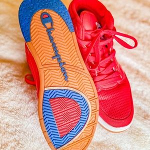 CHAMPION Men’s 8.5 Sneaker. LIKE NEW